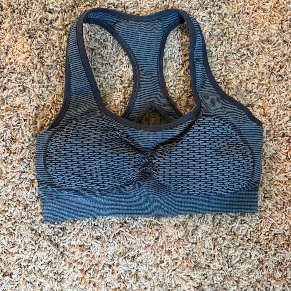 Gymshark Women's Grey and Blue Bra